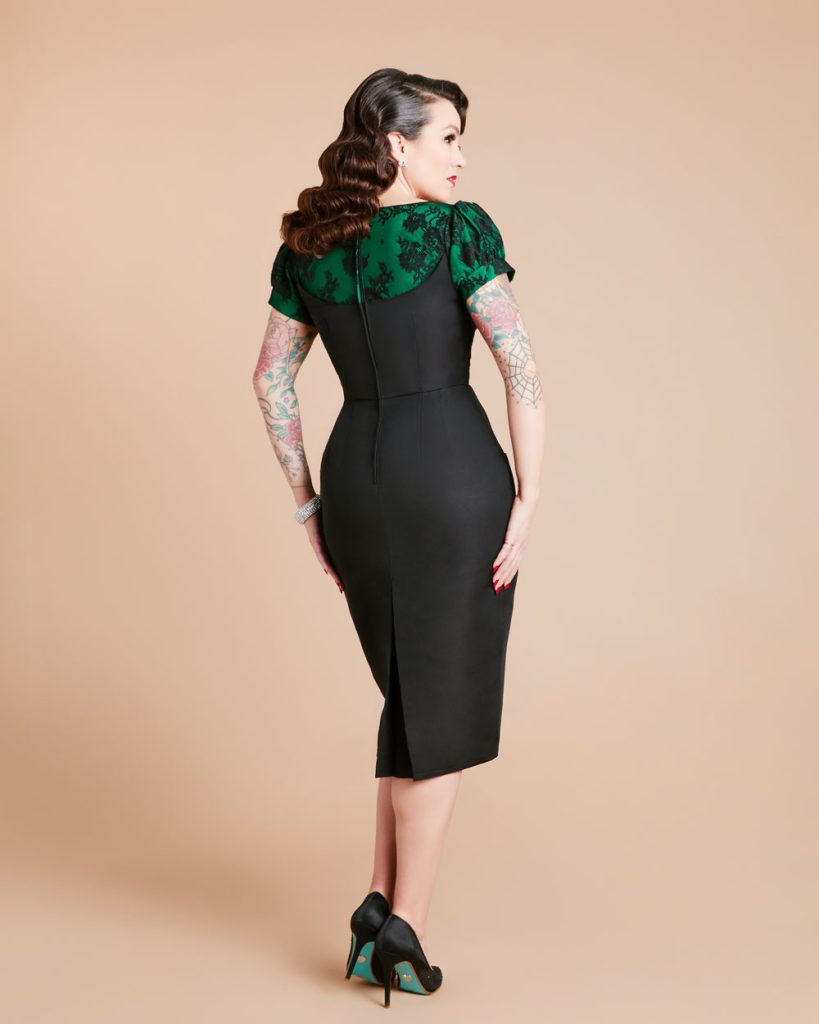 Aurora Bodice – Charm Patterns