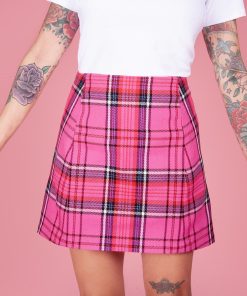 Gertie wearing the Youthquake Skirt sewing pattern by Charm Patterns.