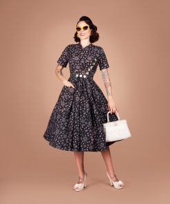 Gertie wearing the Claire Dress from Charm Patterns.