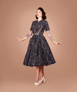 Gertie wearing the Claire Dress from Charm Patterns.
