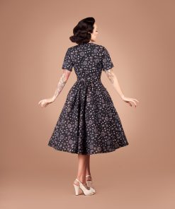 Gertie wearing the Claire Dress from Charm Patterns.
