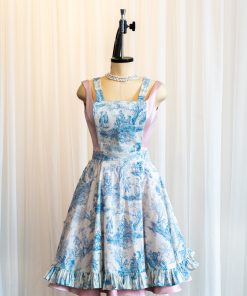A detail of the Deadly Roses Apron, a free sewing pattern from Charm Patterns