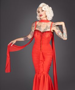 Gertie cosplaying as Marilyn Monroe in Gentlemen Prefer Blondes, wearing the Zelda Overlay.